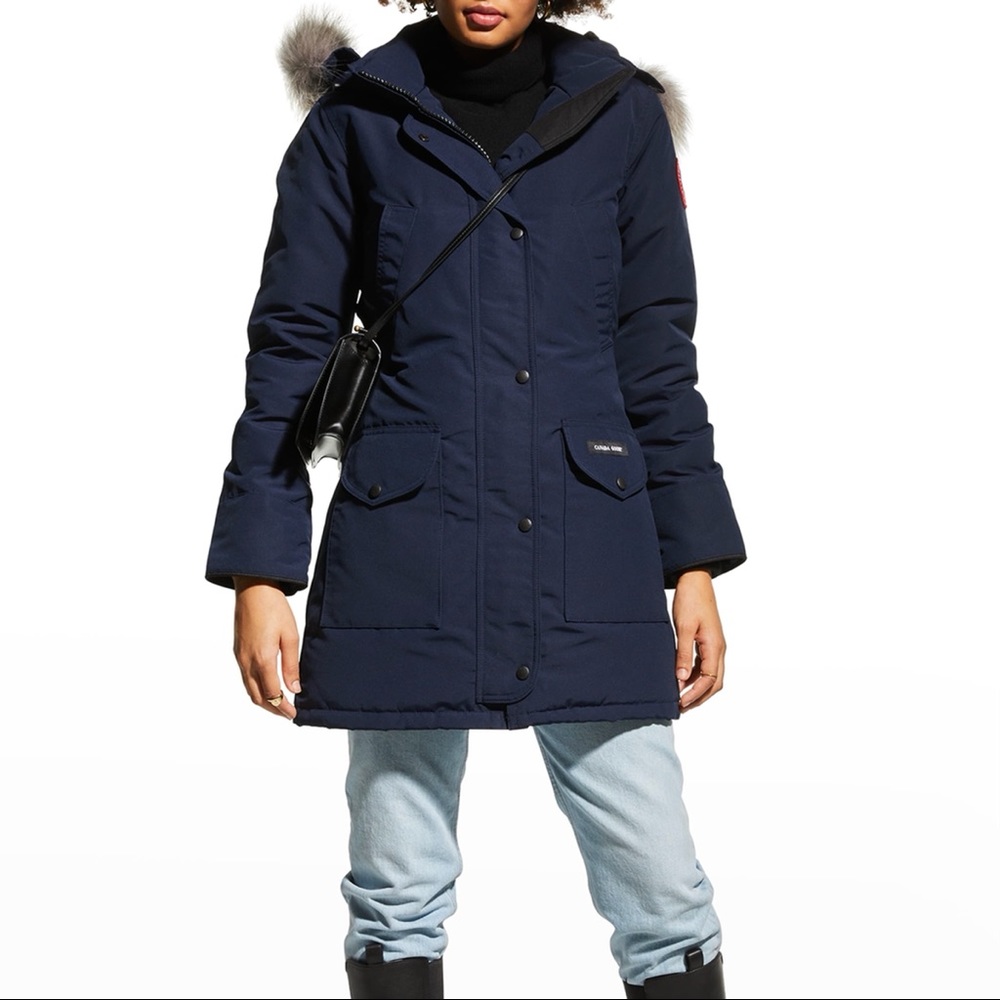 [CANADA GOOSE] Coyote Fur-Hood Parka Jacket / Navy Color XXS size